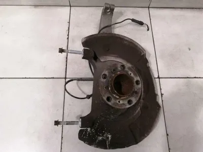 BMW M5 F10 right front hub 31212284054 wheel bearing housing front right wheel carrier