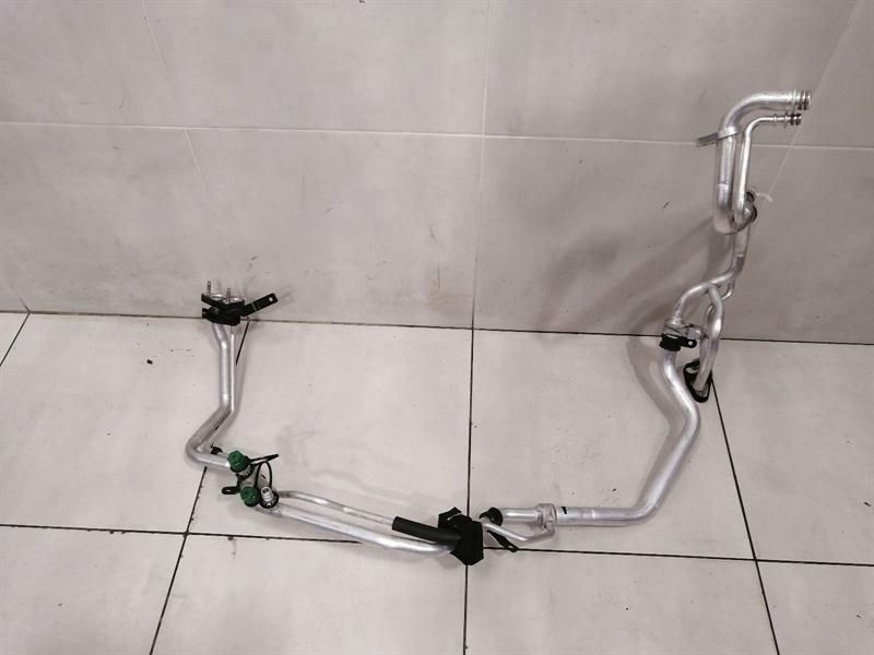 RANGE ROVER L405 A/C Pipe CPLA-19A834-DE Air Conditioning Air Conditioning