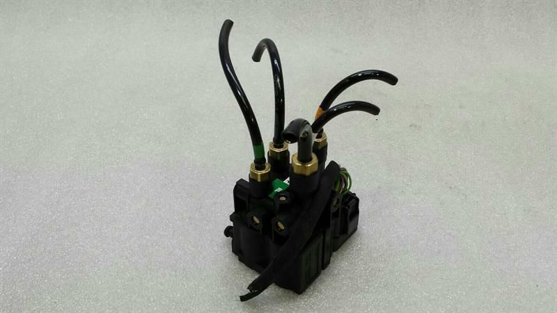 LR037082 RANGE ROVER L405 air suspension valve rear valve block