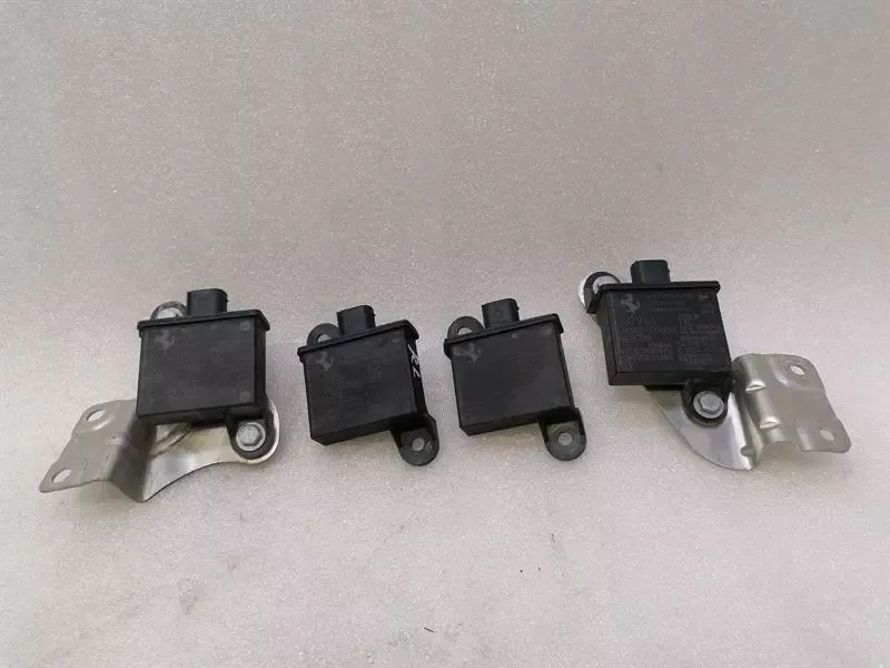 Ferrari 458 F142 Spider Electronic Module 237966 ECU TPMS SET KIT