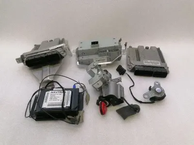 Ferrari 458 F142 Spider Engine ECU SET 238263 Engine Control Unit 4.5 V8