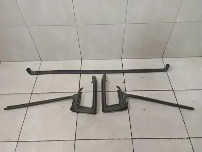 Ferrari 458 F142 Spider Door Seal 84163310 Door Seals