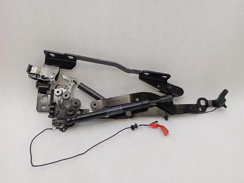 Ferrari 458 F142 Spider Roof Right Hinge RHS 839777 Roof Hinge Right