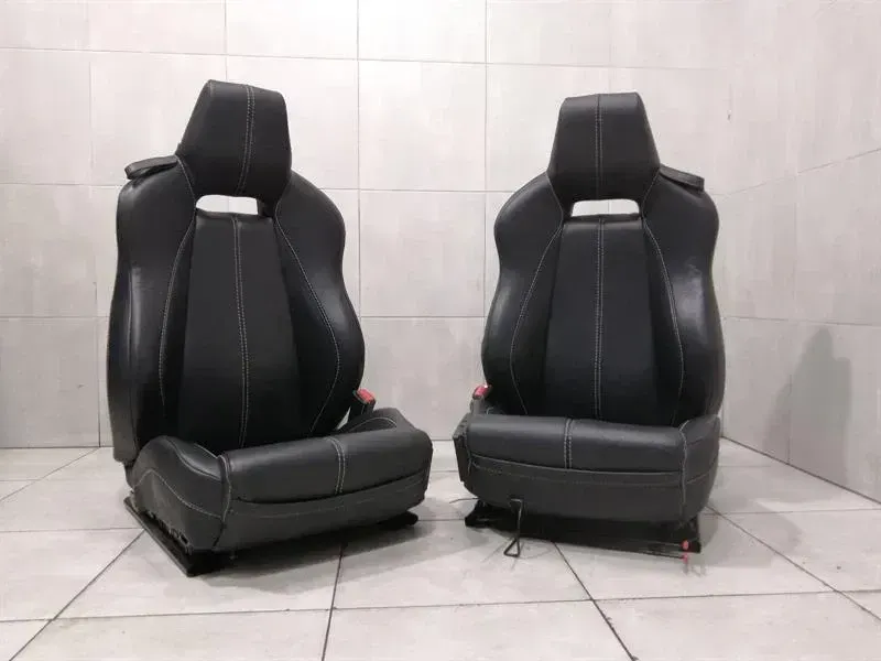 ASTON MARTIN VANTAGE V8 SPORT SEATS LEATHER SEATS BLACK V8 seats