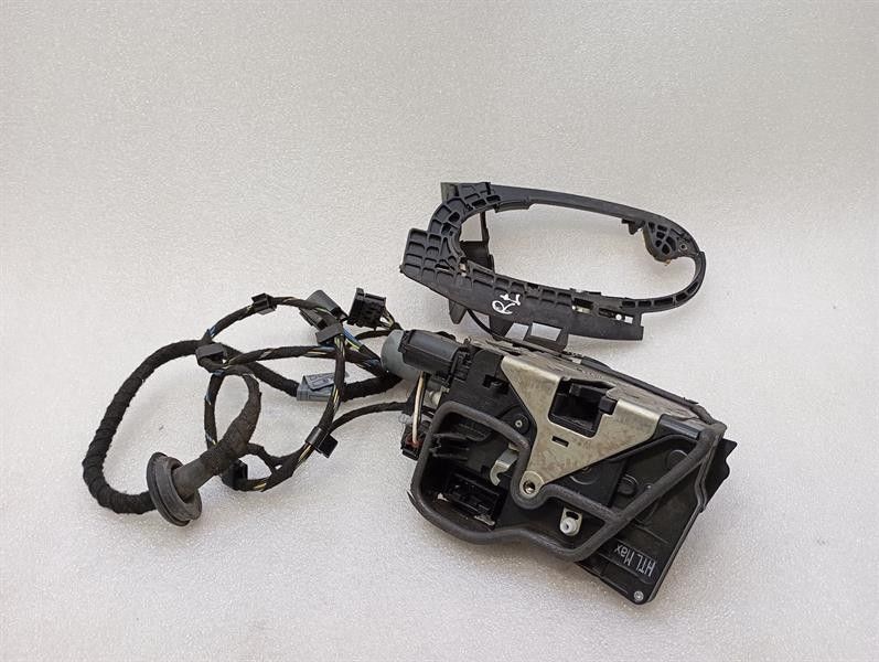 BMW 7 series E65 door lock soft close 7202137 door lock soft close