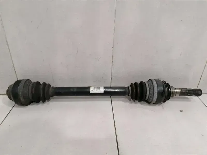 BMW M6 F13 drive shaft rear right 33212284116 rear right drive shaft