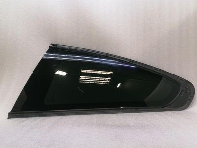 BMW 6-serie F13 vänster bak kvartsglas 51377219889 dörrfönster 1⁄4 bak vänster