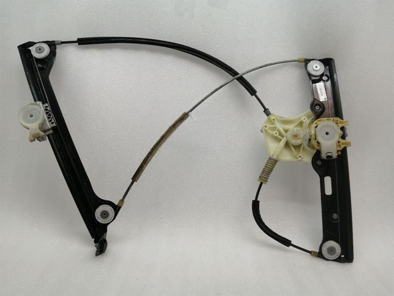 BMW 6 Series F13 Right Front Door Winder 7303786 Front Right Window