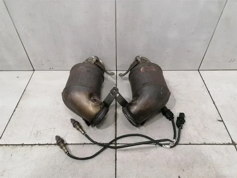 BMW 5 Series F90 G30 M5 Catalytic Converter SET 18 32 7856827 Catalytic Converter SET