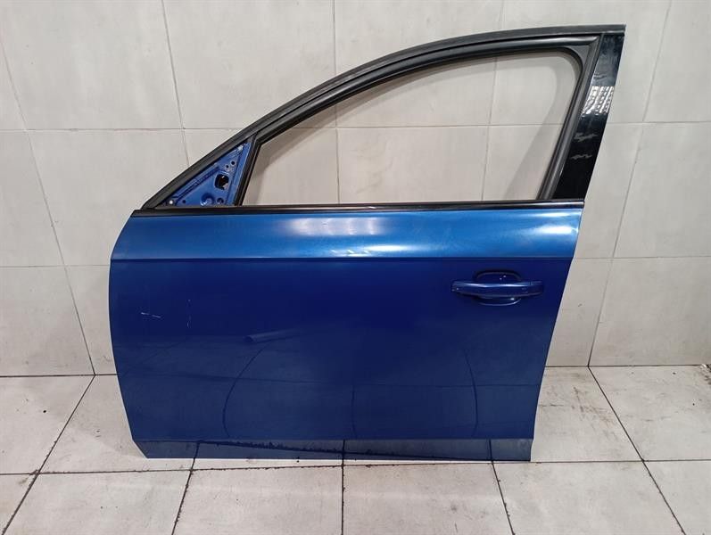 Audi RS4 B8 8K left front door 8K0831051J door front left