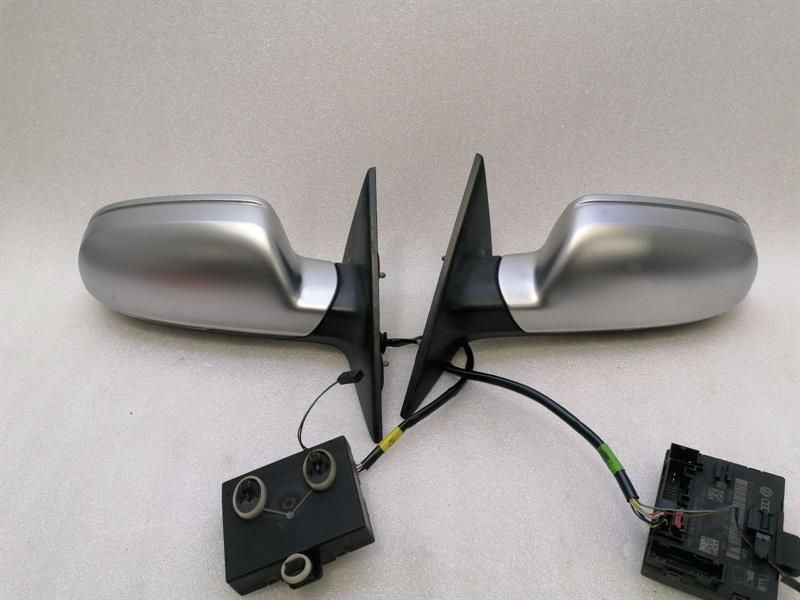 Audi RS5 8T SET OF DOOR MIRROR RHD 8T2 SET RHD right handlebar set