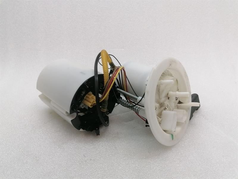 Audi RS4 8K Fuel Pump Electric 8K0919051AD Fuel Pump 4.2 FSi RS4