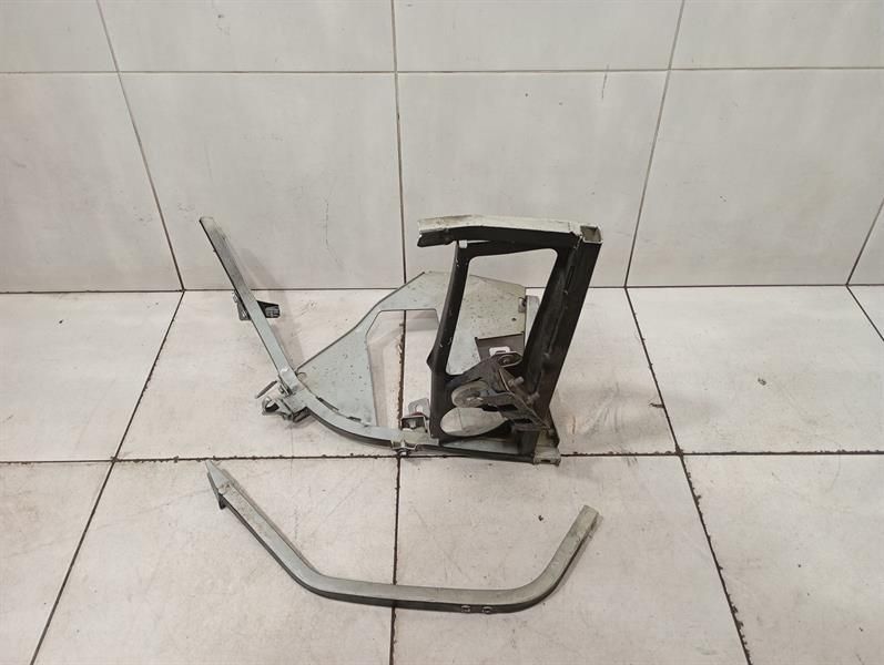 Ferrari F430 430 F131 Scuderia Spider 16M Front End Clip 82467811 Lock Carrier