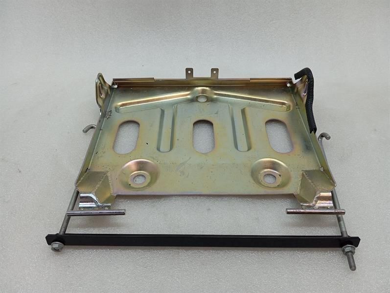 Ferrari F430 430 F131 Battery Mounting Holder Bracket 81260300 Holder Carrier