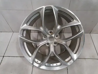 Заднее легкосплавное колесо Ferrari GTC4 327800, легкосплавный диск 10.5J X20 ET43.6