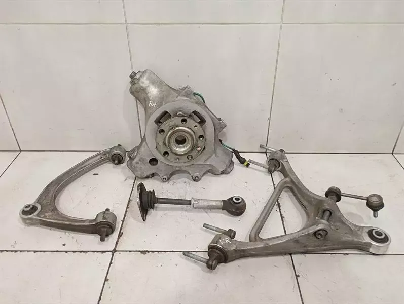 Ferrari F430 430 F131 16M Right Rear Hub 179330 Wheel Bearing Housing Rear Right