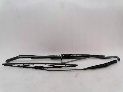 Ferrari F430 430 F131 16M Front Wiper Linkage 65849300 Wiper Motor Front RHD