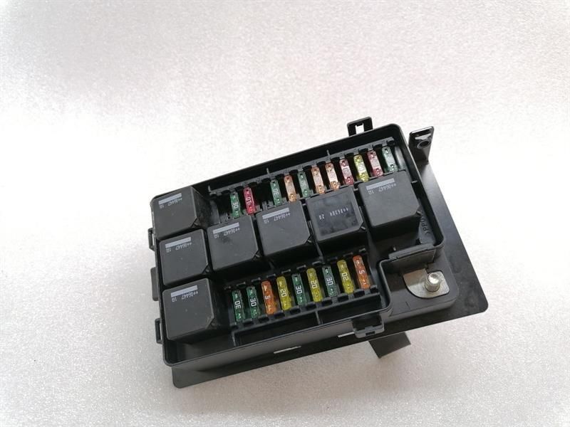 ASTON MARTIN VANTAGE V8 Fuse Box 4G43-14A073-AH Fuse Box