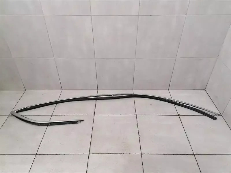 Bentley Continental GT 18-24 3S 3SD Body Moulding RIGHT 3SD853836C Bar