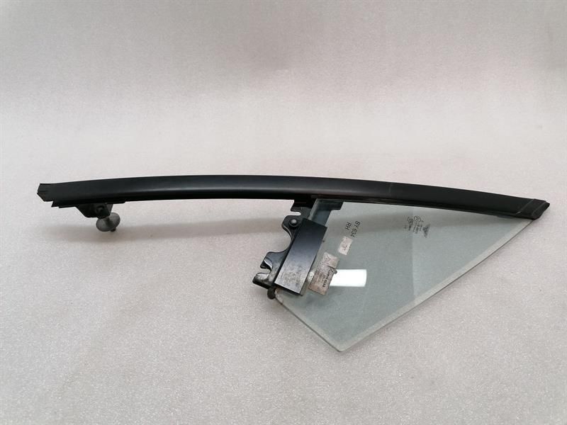 Bentley Continental GT 18-24 3SD Right 1/4 Glass 3SD84539201S Front Door Panel