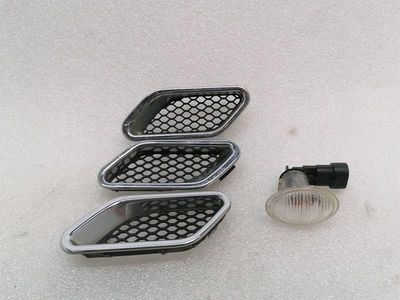 Maserati Granturismo M145 Right Wing Air Intake Grills 68265300 Right Fender