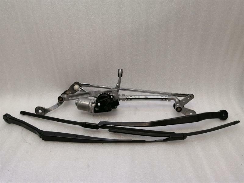 BMW X4 G02 Front Wiper Engine 7399013 RHD RIGHT HAND DRIVE