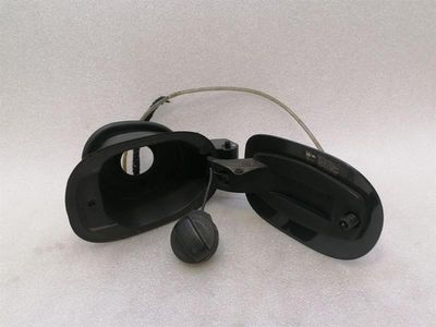 Porsche Macan 95b fuel filler cap 95b809857f fuel cap fuel flap