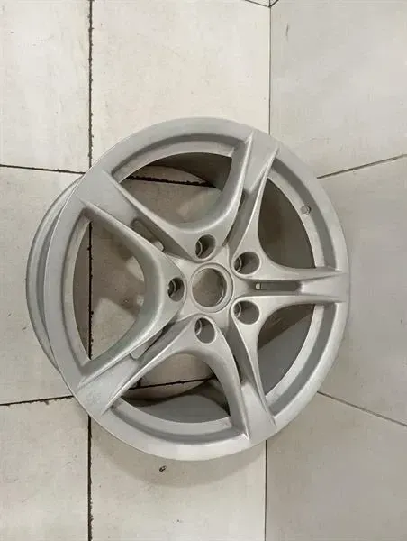 Porsche Cayman 987 Alloy Wheel 98736213901 Alloy Wheel