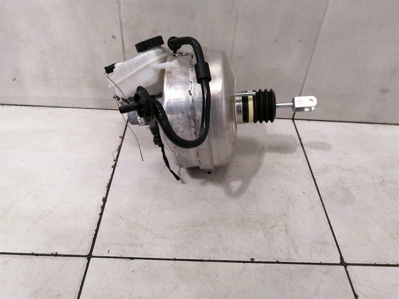 Mercedes C Class W205 Brake Servo RHD A2054300101 Brake Booster RHD