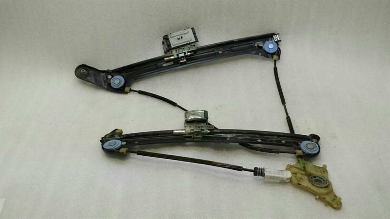 Audi A7 4G Right Front Door Winder 4G8837462A Window Regulator Front Right