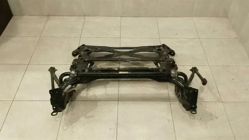 Audi A7 4G beam / subframe front axle carrier