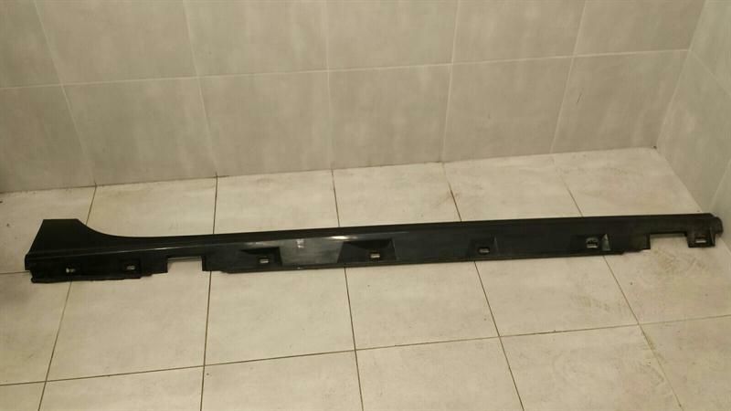 Audi A7 4G right side skirt 4G8853856F right side sill