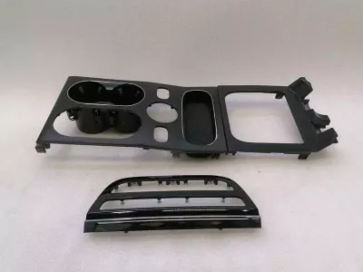 BENTLEY BENTAYGA 36A MK2 ФУРНИР НА ЦЕНТРАЛНАТА КОНЗОЛА 36A860687 ДЯСНО ВОЛАНЕ RHD