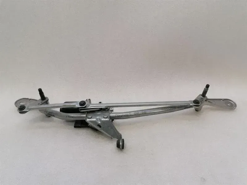 BMW 4 M4 G82 G22 front Wiper linkage 7427910 wiper motor front RHD