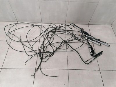 Mercedes SL R231 jumta hidraulisko cilindru komplekts A2318000072 augšējo cilindru komplekts