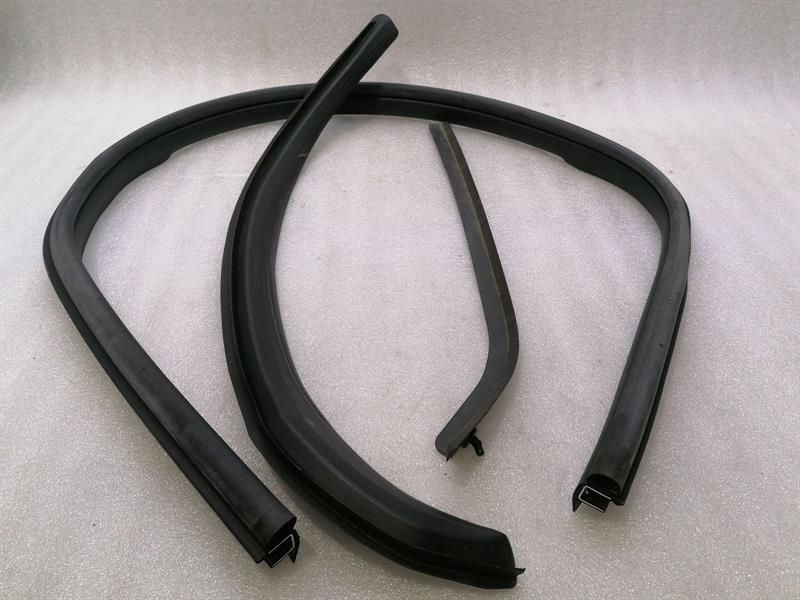 Mercedes SL R231 Left Door Seal A2317200154 Door Seals Left