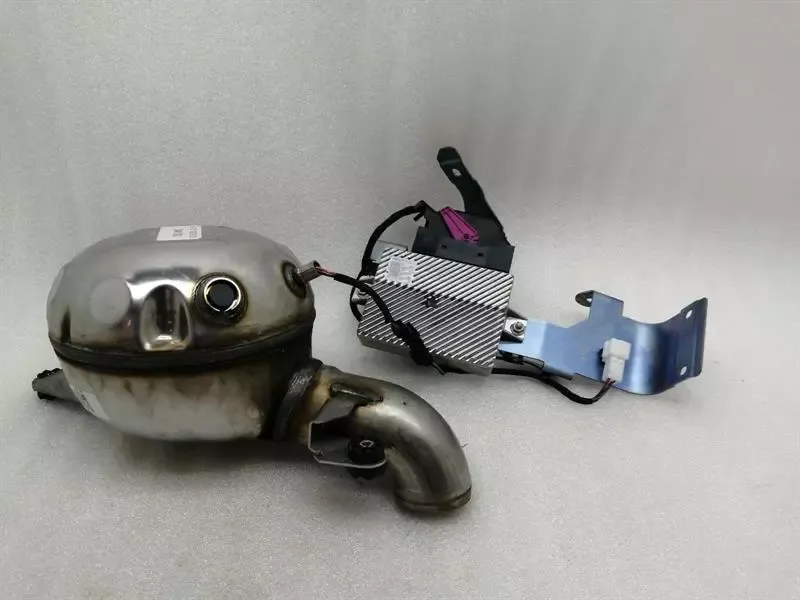 Mercedes SL R231 Exhaust Sound Generator A2319069000 Exhaust Sound Generator U78