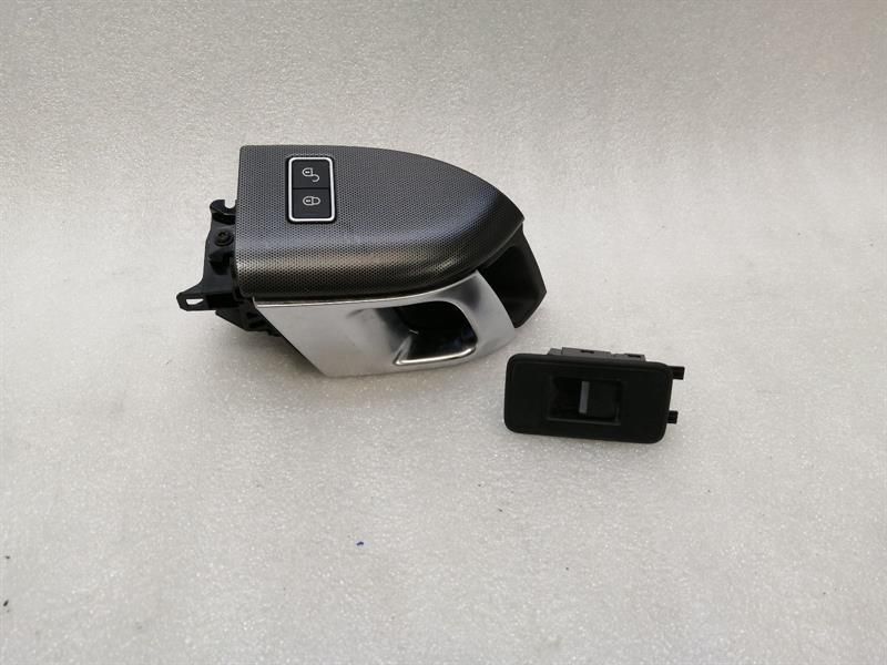 Range Rover Sport L494 RLH door inner handle LR038127 interior door handle rear Li