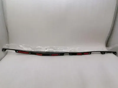 FERRARI 296 GTB 296GTB F171 979327 RH CENTRĀLAIS PRIEKŠĒJAIS DAMMS