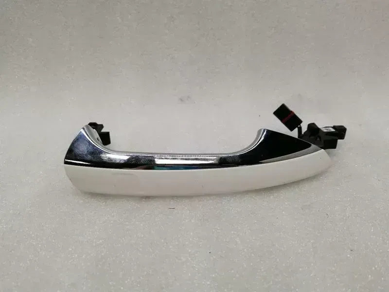 Mercedes GLS 350D Right Door Handle A2047601470 Door Handle Re KEYLESS