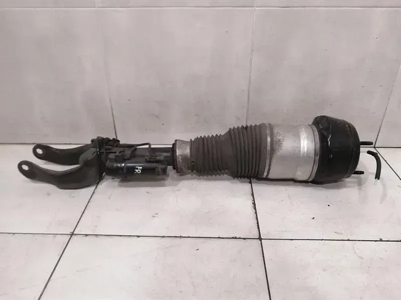 Mercedes GLS Shock Absorber Front Right A1663200400 Shock Absorber Front AIRMATIC