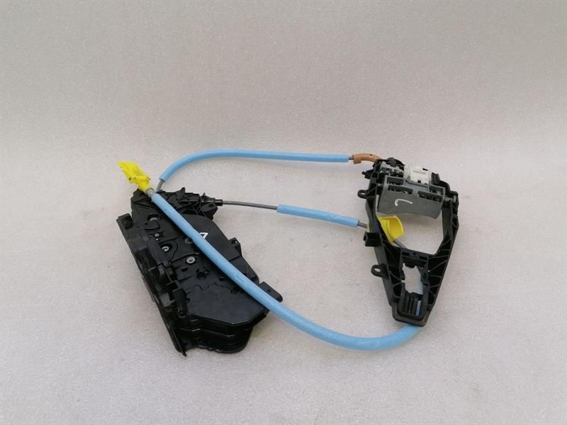 BMW 4 M4 G82 G22 door lock 7956149 door lock RHD LEFT LEFT RIGHT HANDLEBAR