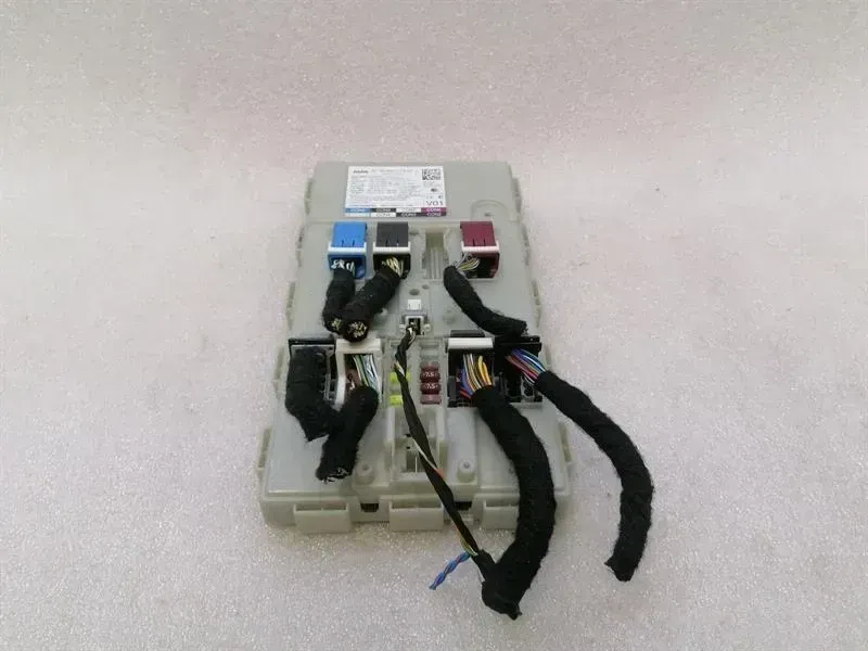BMW 7 series G11 electronic module 8801716 BCM control unit