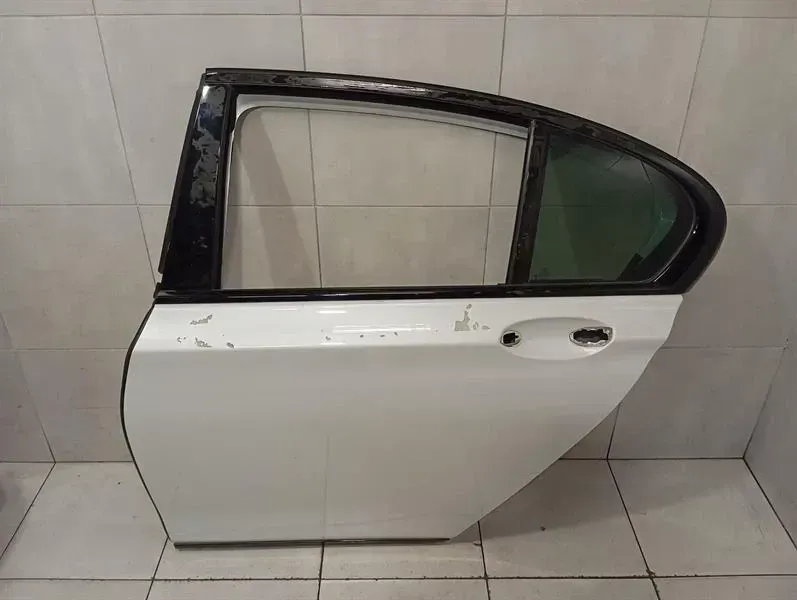 BMW 7 series G11 left rear door 7423703 door rear left