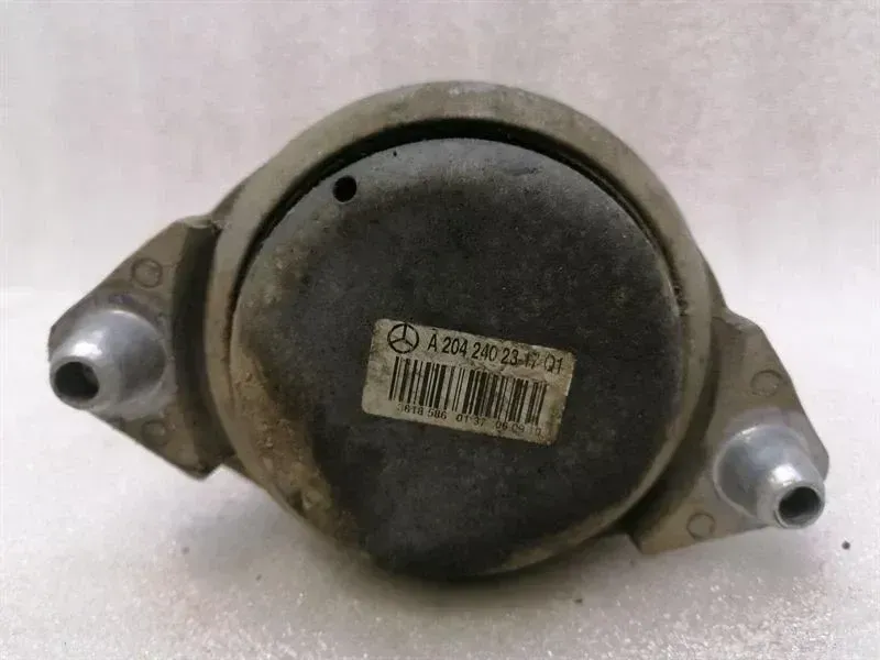 Mercedes E Class W212 Right Engine Mount A2042402317 Engine Holder Re OM642 V6