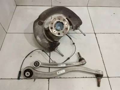 BMW 4 M4 G82 G22 главина предна лява 31212284001 Корпус на колесен лагер предна лява