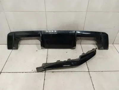 BMW 4 M4 G82 G22 aizmugurējā bufera difuzors 8074726 aizmugurējā bufera apdare