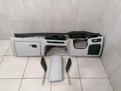 Панель приборов BMW 3 серии M3 G80 G20 с правым рулем LCI, кожа Merino Silverstone (X3IA)