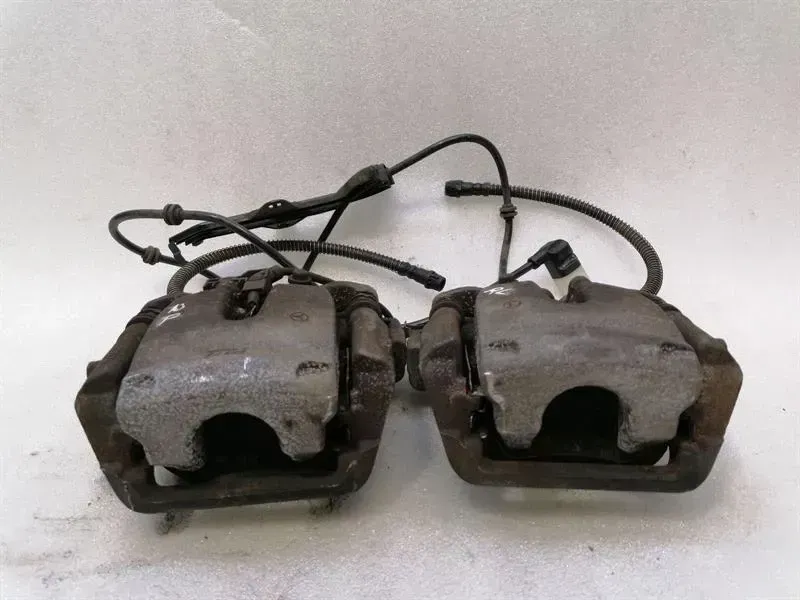 Mercedes S-Class W222 Rear Caliper Set A2314230781 Brake Caliper Rear Set