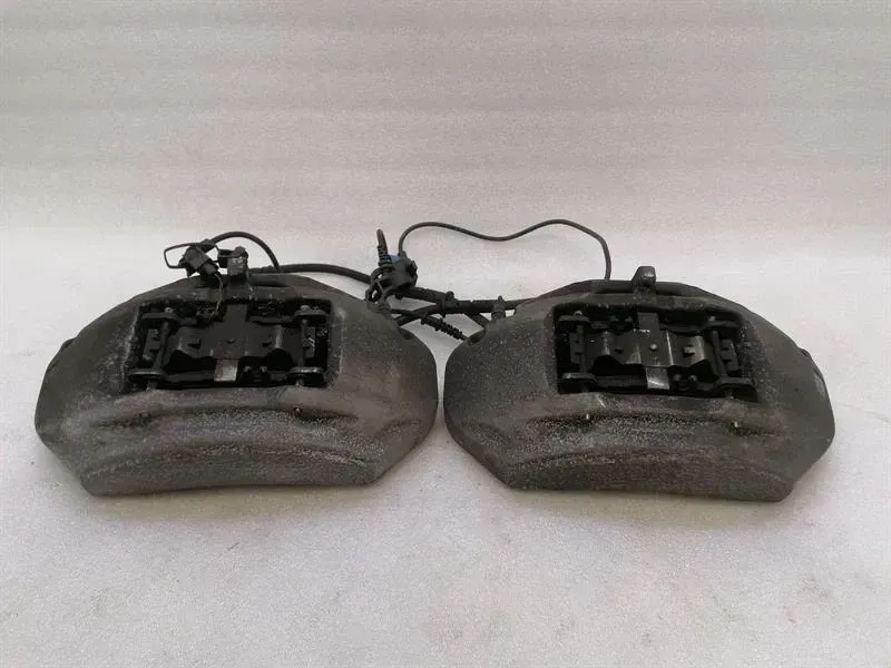 Mercedes S-class W222 front brake caliper set A2224214998 caliper set